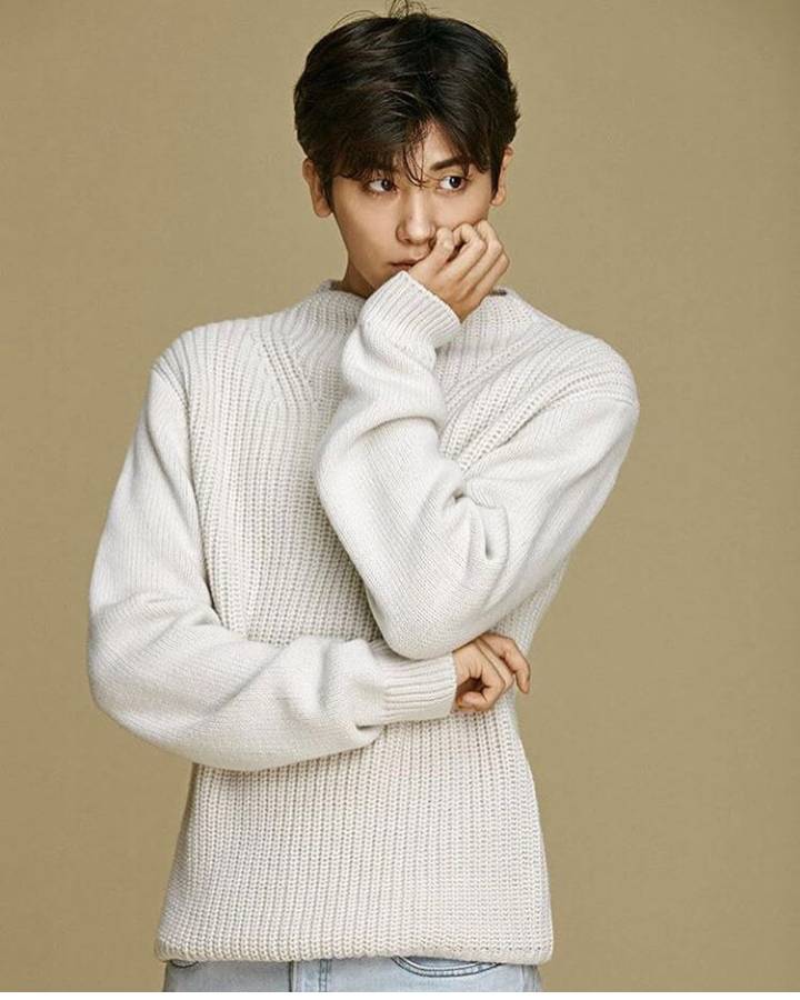www.instagram.com/_park.hyung.sik_