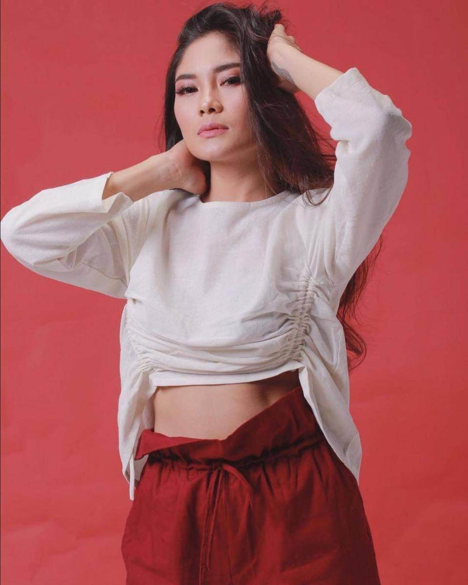 instagram.com/garnetaharuni/