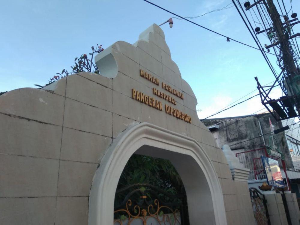 Makam Pangeran Diponegoro, Saksi Bisu Perjuangan di Tanah Daeng