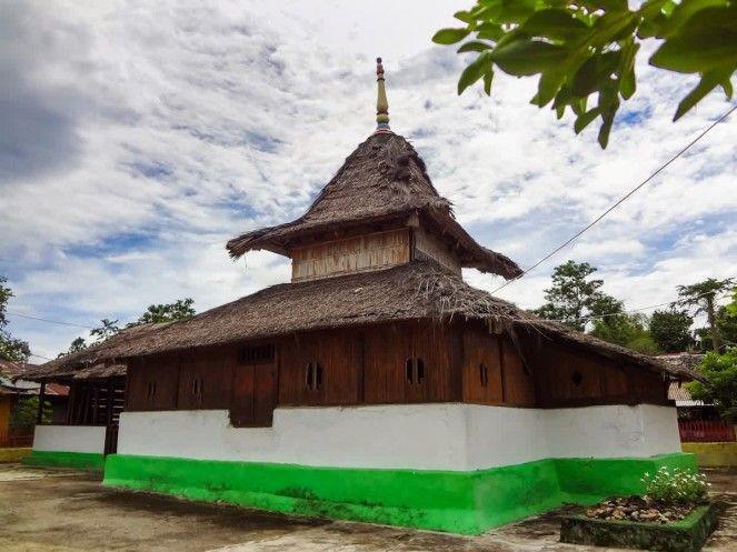 10 Masjid Tertua di Indonesia sebagai Wisata Wajib saat Ramadan
