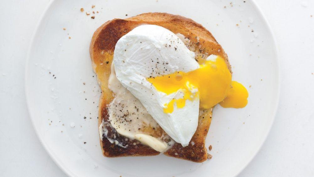 5 Tips Bikin Poached Egg Anti Gagal