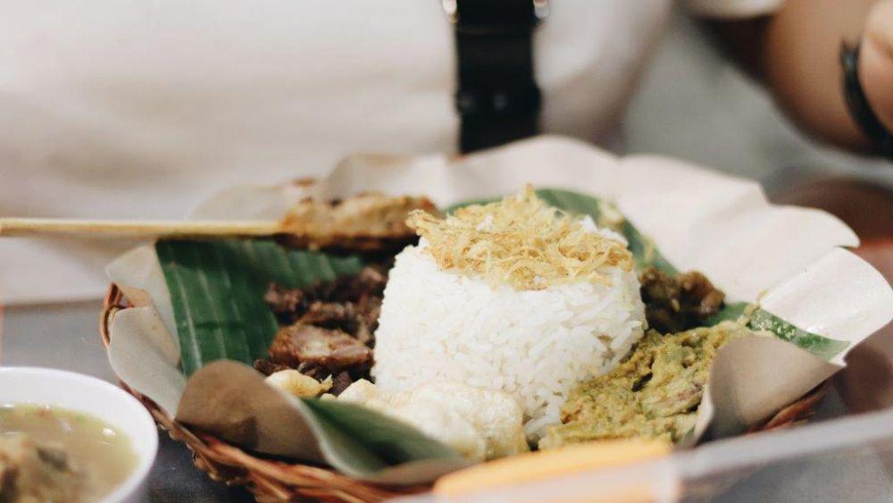5 Kuliner Malam Dekat UII yang Murah, Enak, dan Bikin Kenyang