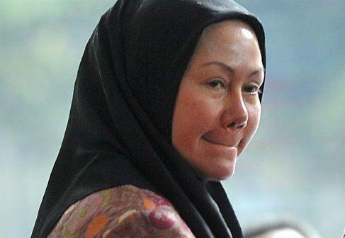 [BREAKING] Eks Gubernur Banten Ratu Atut Bebas!