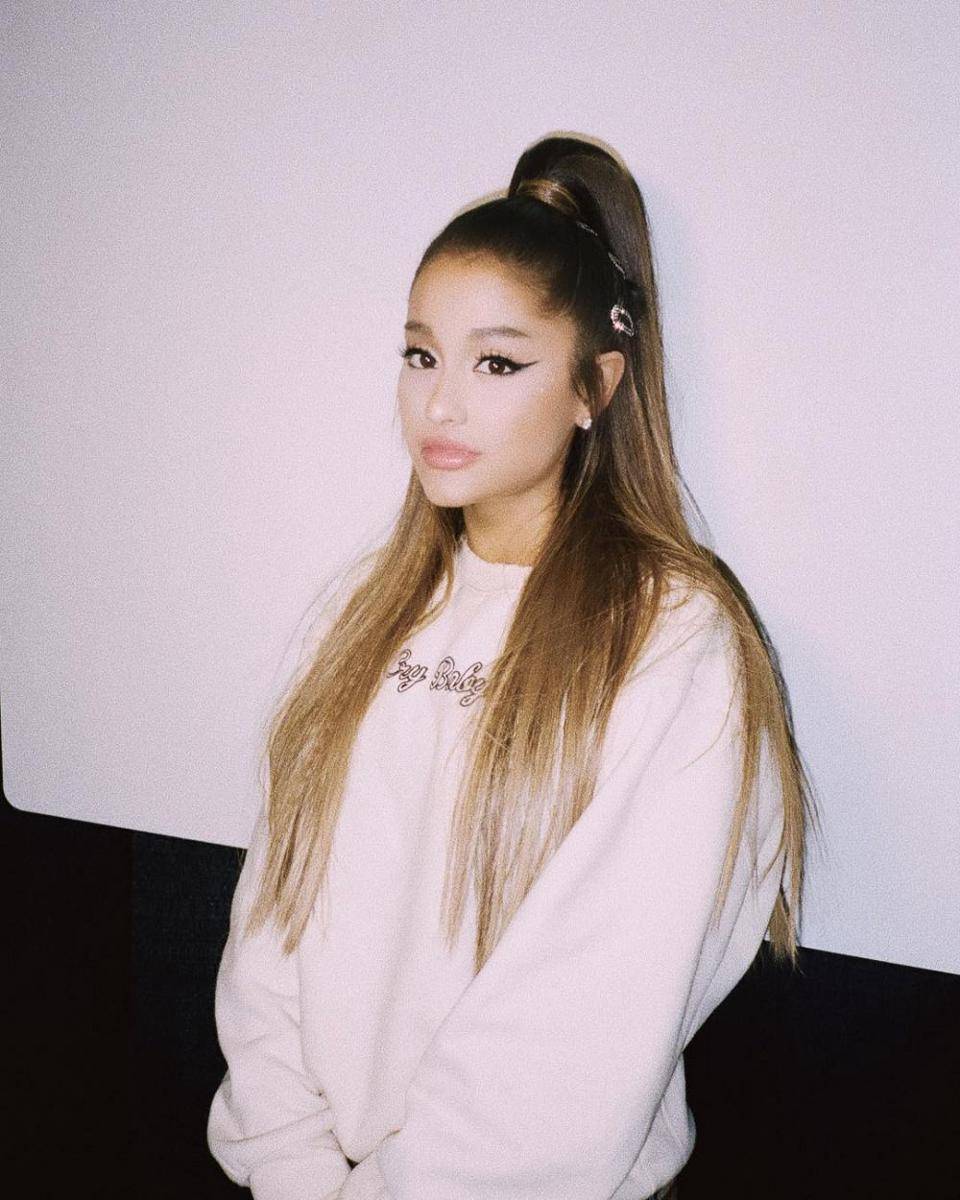 instagram.com/arianagrande