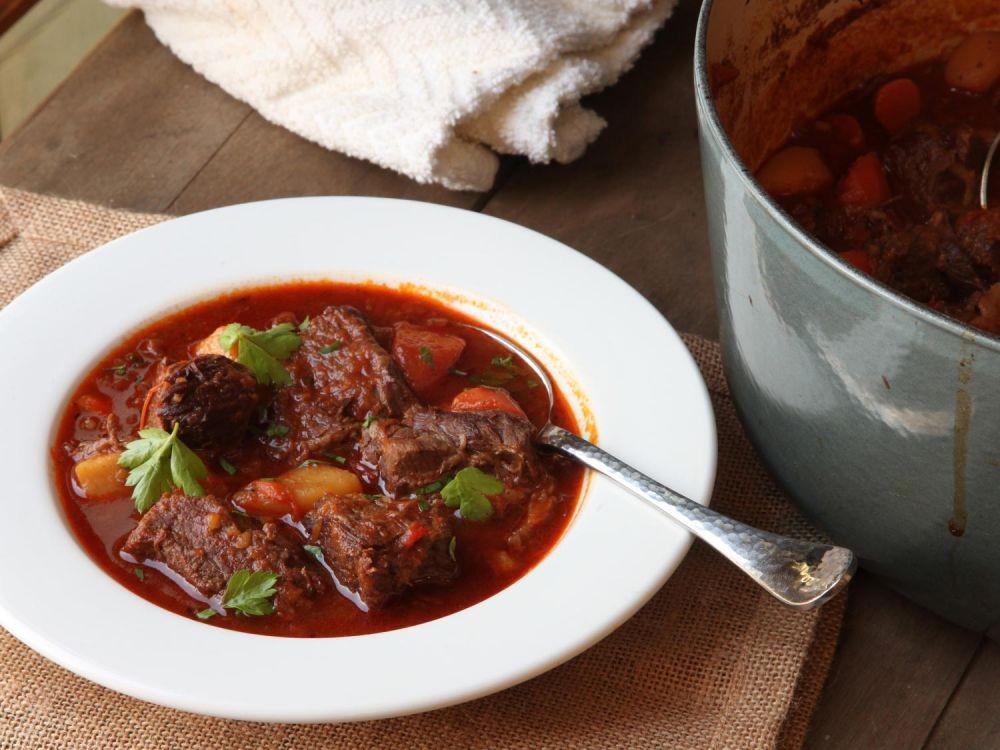 Resep Goulash, Semur Daging ala Hungaria yang Menggoyang Lidah