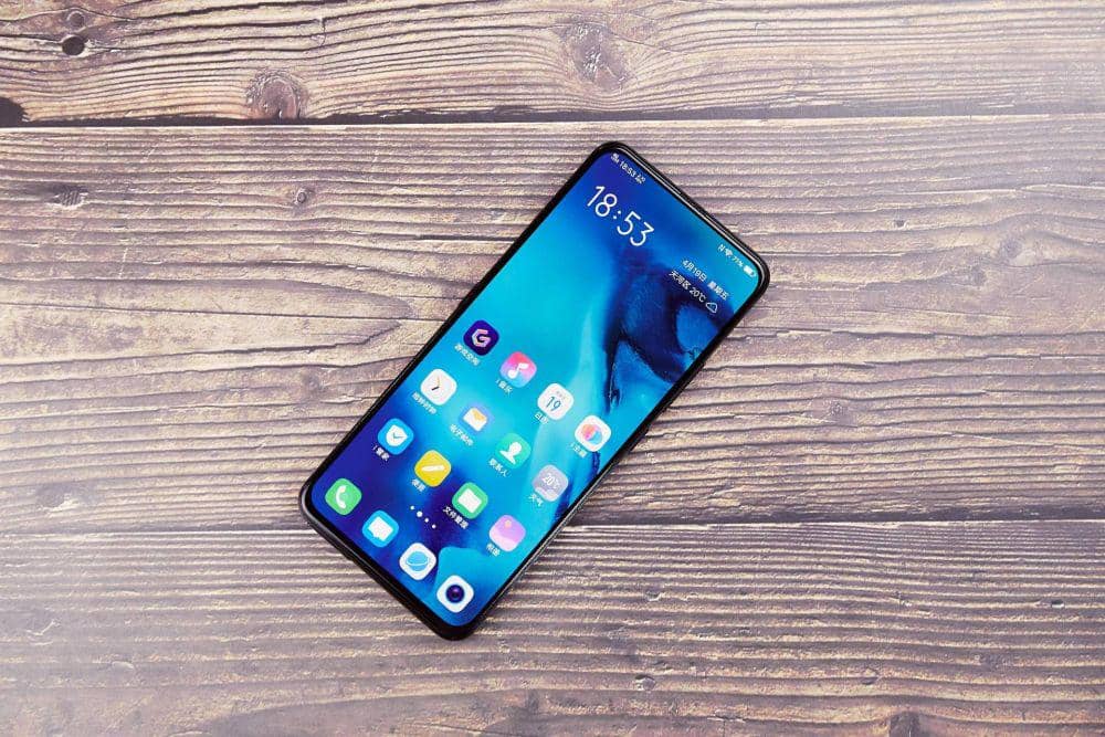 4 Rekomendasi Smartphone Vivo dengan Chipset Snapdragon 710