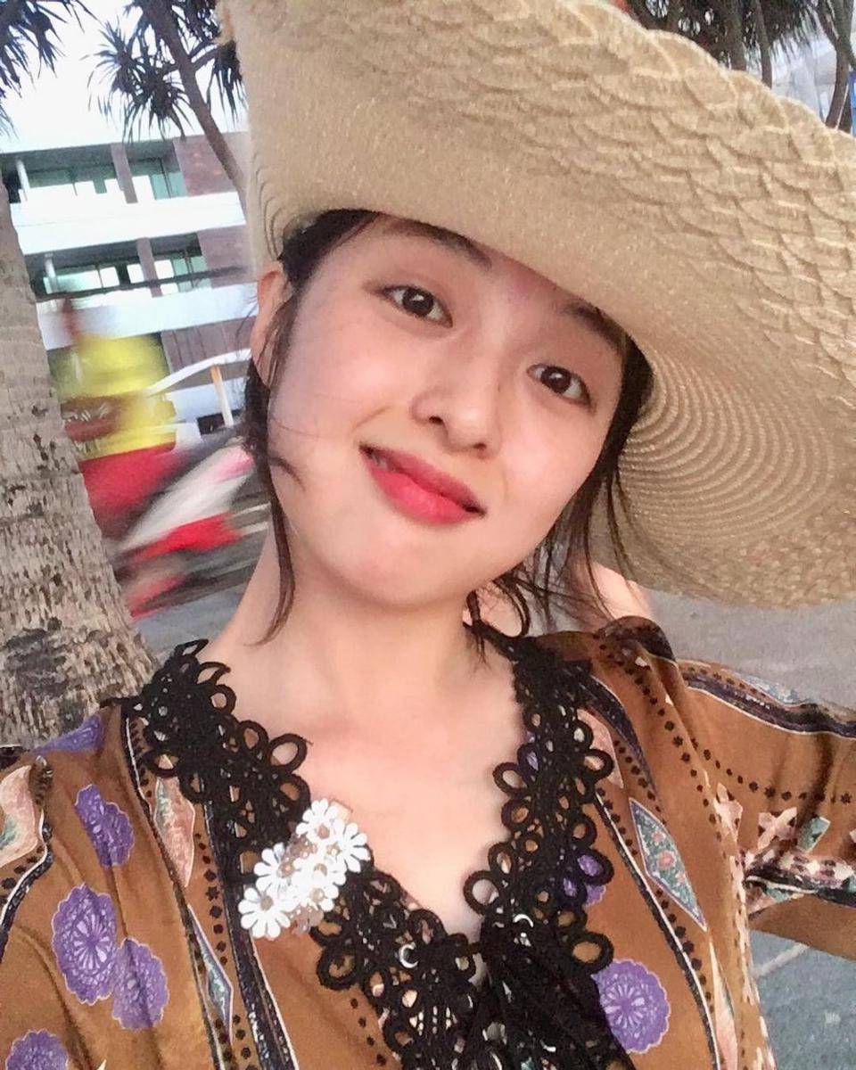 https://www.instagram.com/kim_bora95/