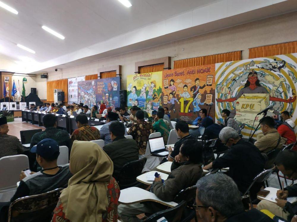Hasil Hitung Suara Kabupaten Bekasi Telat, Pleno KPU Kembali Molor