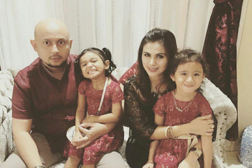 10 Potret Ini Buktikan Asha Shara Bisa Bahagia Walau Nikah sama Mantan