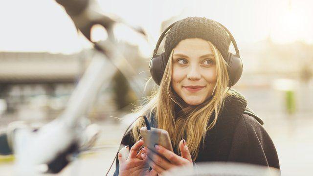 5 Alasan Dengarkan Musik dapat Membantumu Berpikir Kreatif
