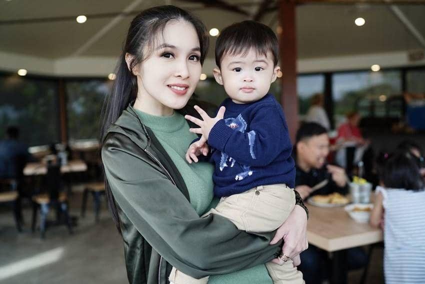 instagram.com/sandradewi88/