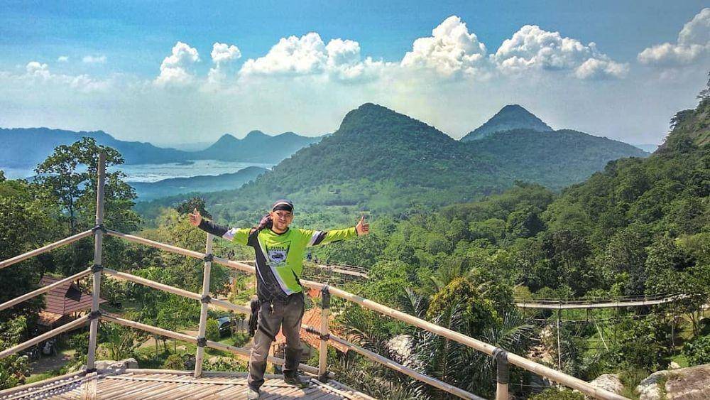 explorewisata.com
