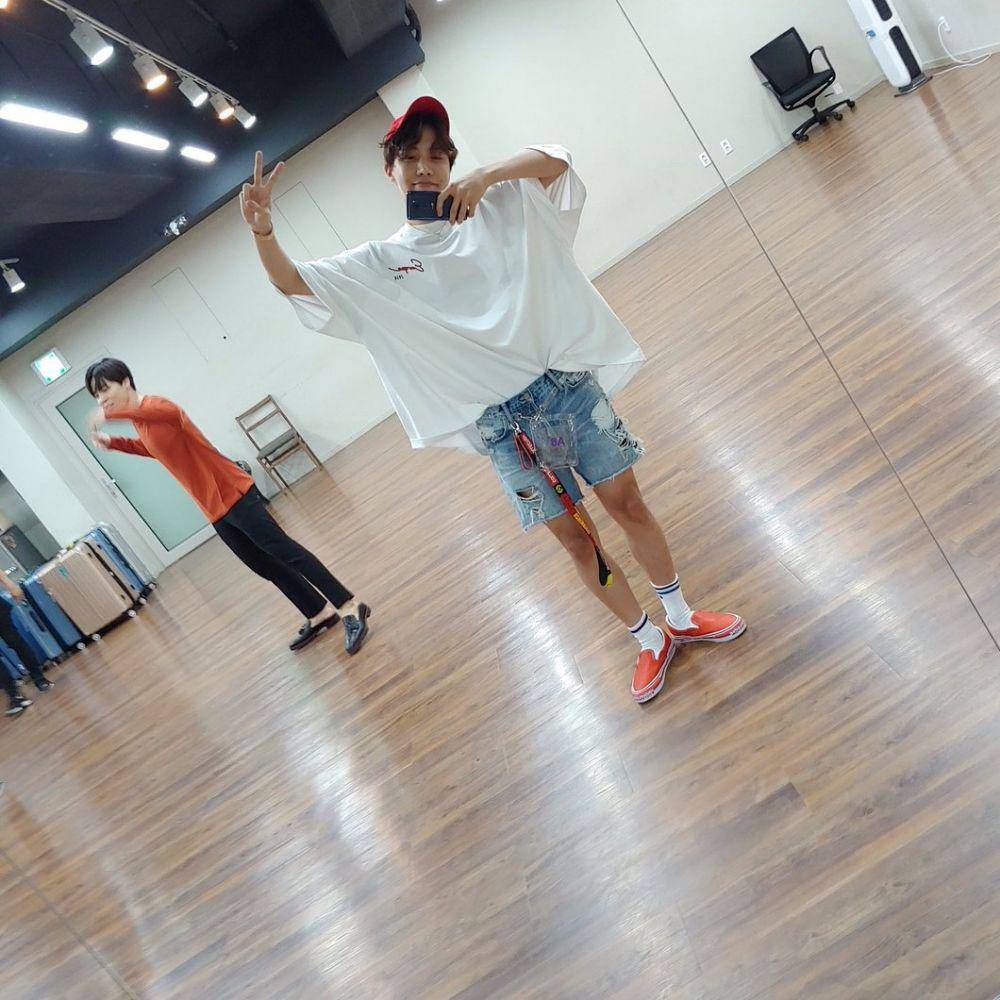 instagram.com/bts_jhope