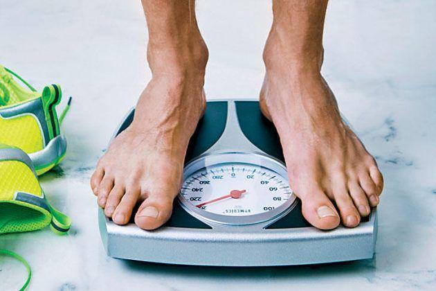 6 Cara Mengurangi Berat Badan Buat Kamu yang Malas Pergi ke Gym