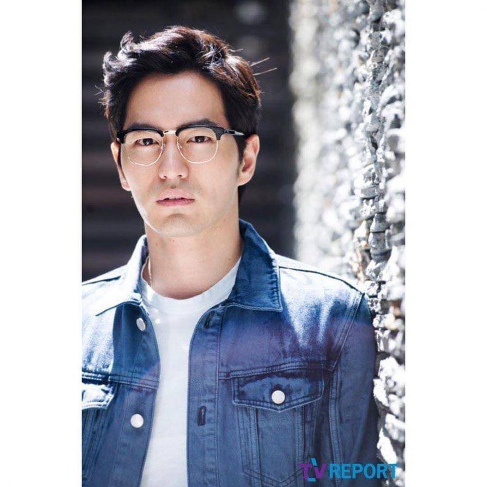 Instagram/@actorleejinwook