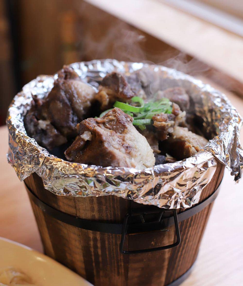 Dimasak Bersama Batu, Ini Resep Sederhana Khorkhog Khas Mongolia