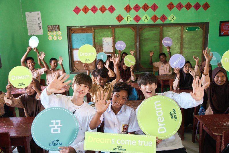 Bertemu Pudori di Indonesia, 5 Hal Patut Dicontoh dari Jaemin-Jeno NCT