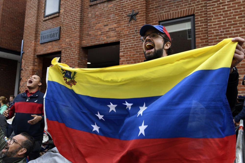 Kubu Pemerintah dan Oposisi Venezuela Menuju Norwegia untuk Dialog