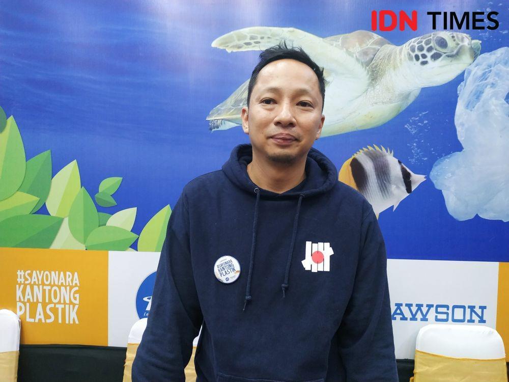Diet Kantong Plastik, Ringgo Agus: Cowok Minum Pake Sedotan Tuh Culun