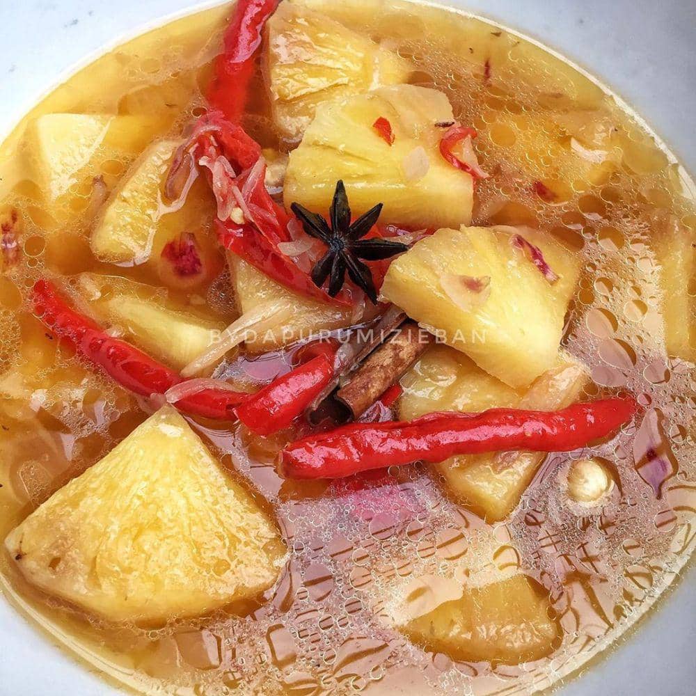 instagram.com/citaazhari