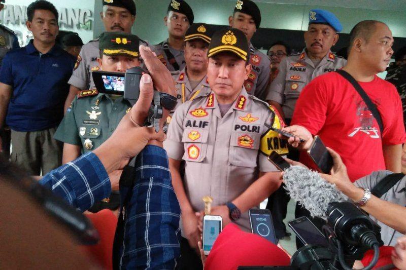 Kedapatan Bawa Sajam, Penumpang KRL di Tangerang Mengaku Mau Ikut Aksi