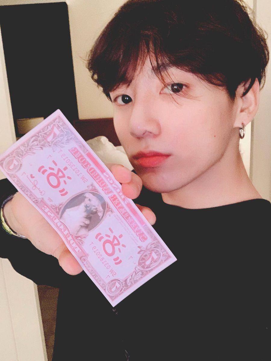 twitter.com/BTS_twt