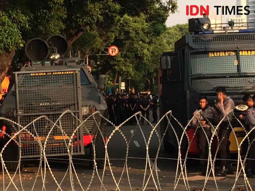 [FOTO] Hasil Pemilu Diumumkan, Begini Suasana di Sekitar KPU Pagi Ini