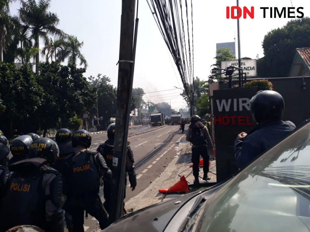 Jaga Agar Tak Rusuh, Barisan Polisi Siaga di KS Tubun