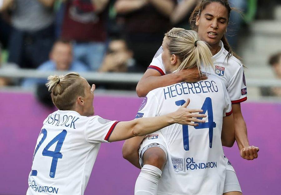 Fakta di Balik Isu Kesetaraan Gaji Pesepakbola Pria dan Perempuan