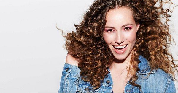 Gak Perlu Hair Spray, Ini 5 Cara Agar Curly Hair Tetap Awet dan Badai!