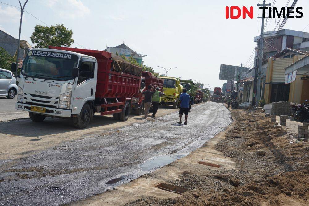 Ilustrasi proyek jalan. IDN Times/Tunggul Kumoro