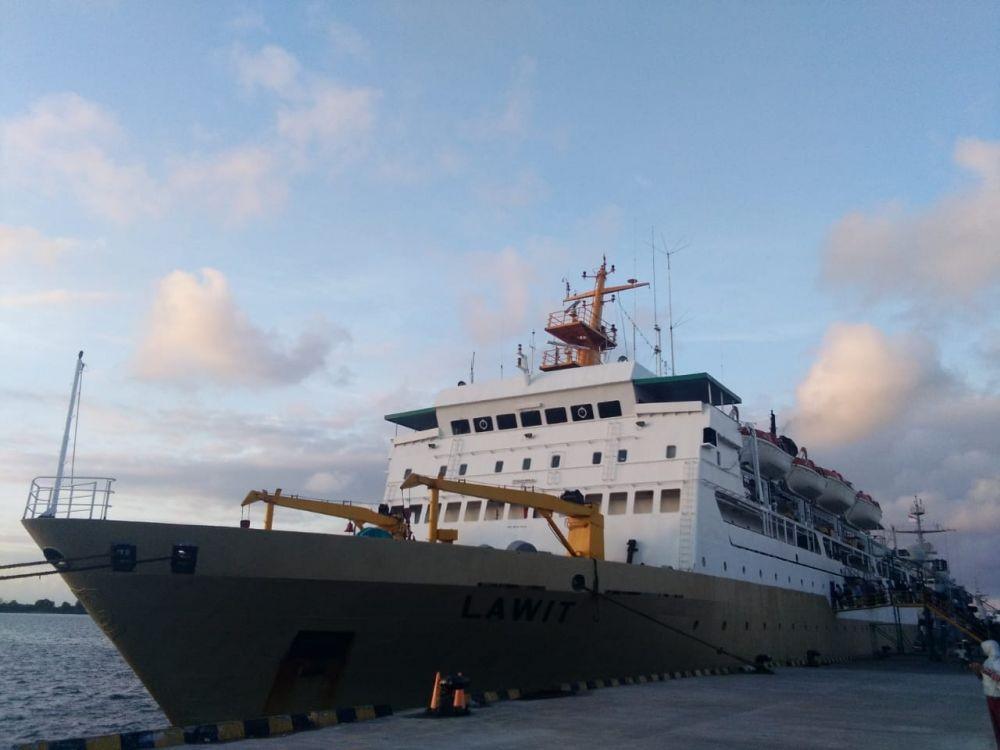 Catatan 3 Hari Mudik Naik KM Lawit dari Bali ke Pulau Ende