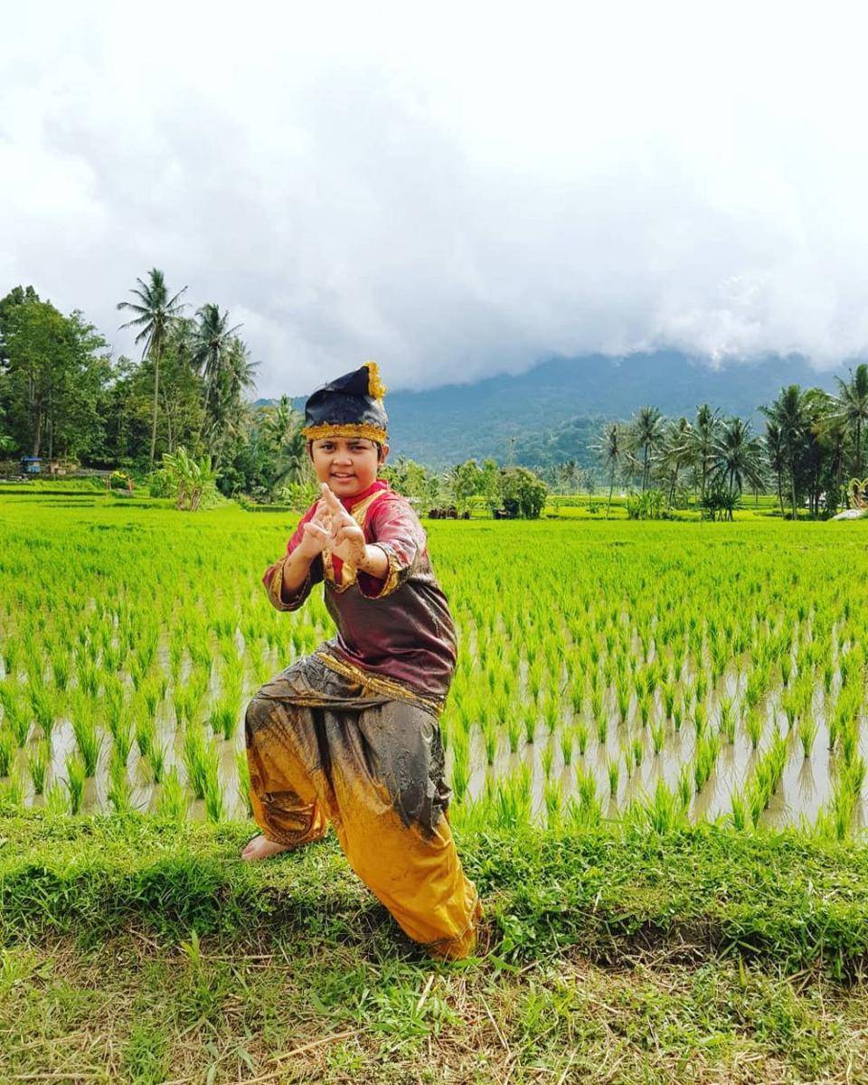 Instagram.com/Muzzaki Ramdhan