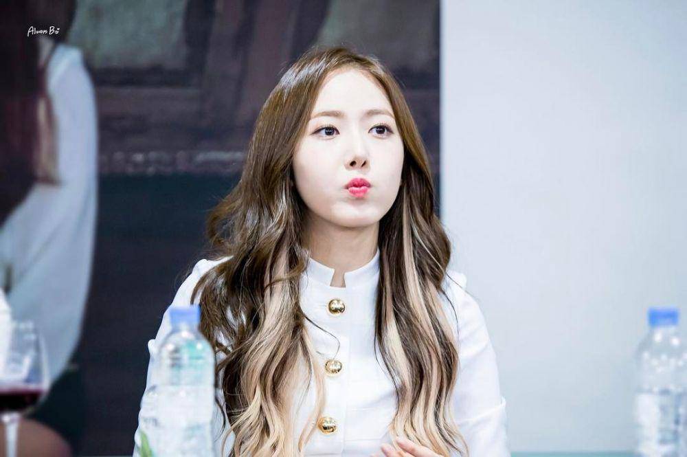 instagram.com/sinb_gfriend