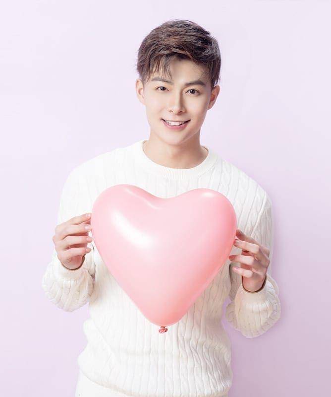 instagram.com/zhang_mingen