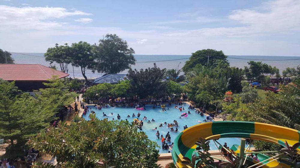 facebook.com/Takalar Beach Waterboom
