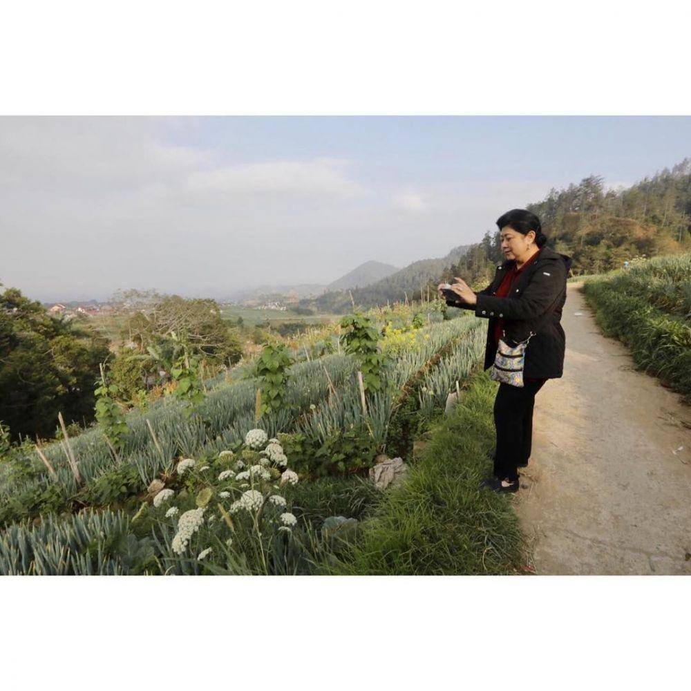instagram.com/aniyudhoyono