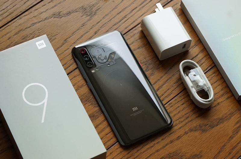 Ini 8 Kelebihan Xiaomi Mi 9 Battle Angel, Casingnya Transparan