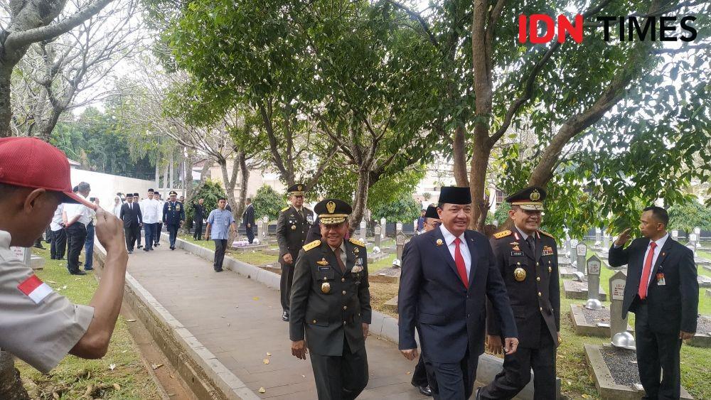 Budi Gunawan dan Pejabat Lain Mulai Berdatangan di TMP Kalibata