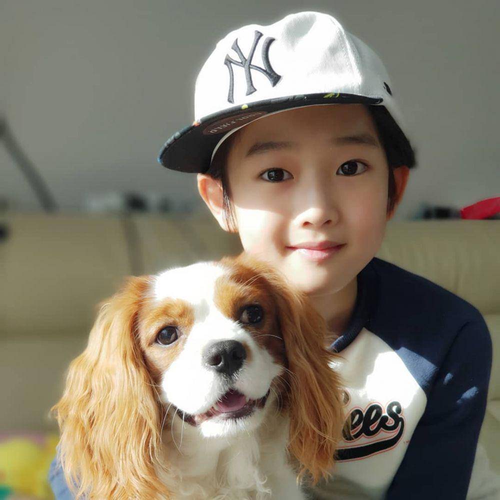 instagram.com/yejunekim