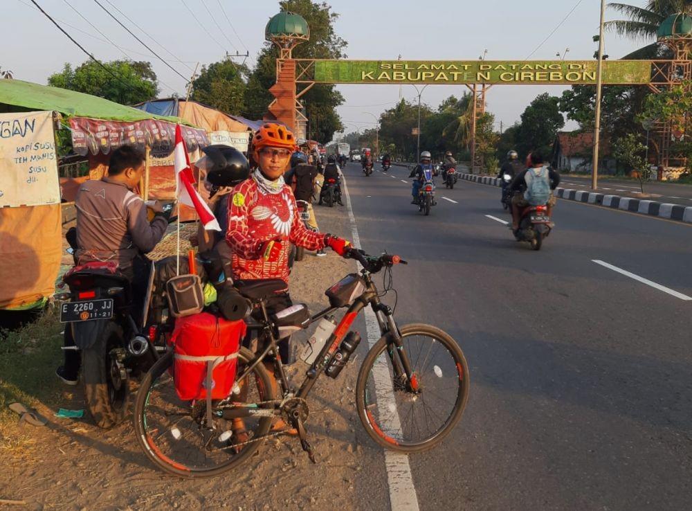 Mudik Naik Sepeda, Pria ini Tempuh 550 Kilometer yang Berkesan