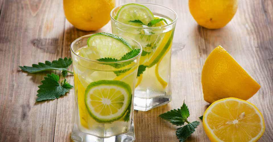 5 Manfaat Meminum Air Lemon Hangat di Pagi Hari