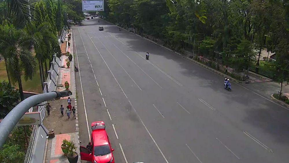 Ditinggal Mudik Warganya, Jalan-jalan Makassar Mendadak Lengang