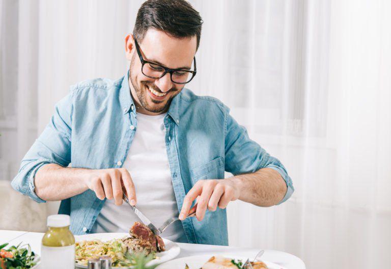 7 Trik Kendalikan Porsi Makan, Bagus Buat Kamu yang Lagi Diet!