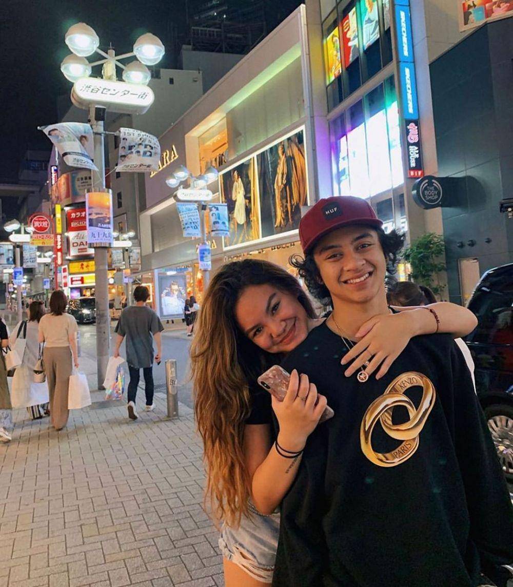 Instagram/bastiansteel