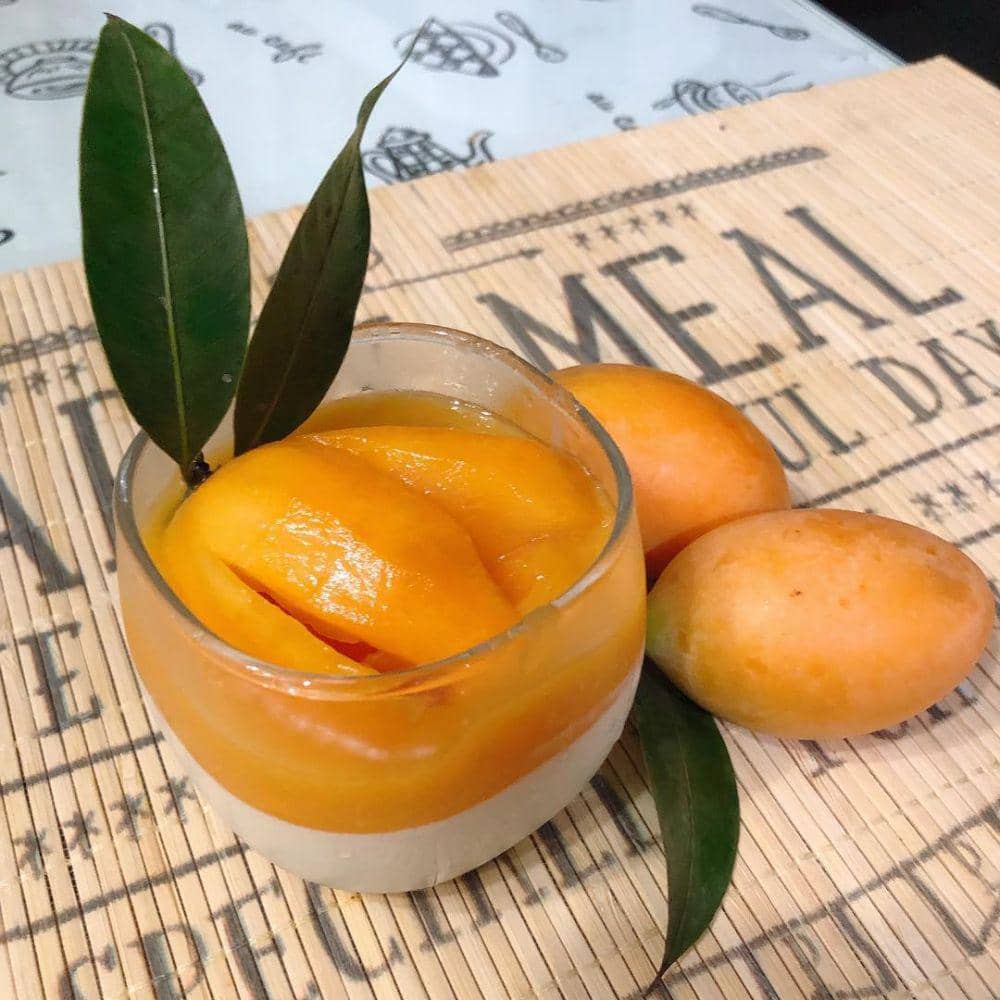 instagram.com/bakedbygracesir