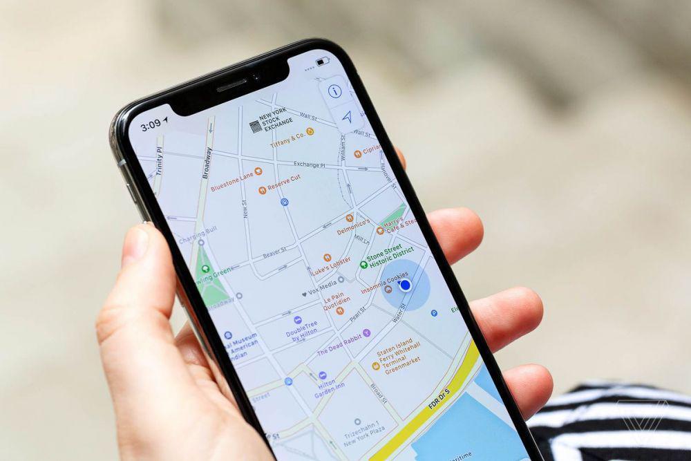 Google Maps vs Waze, Mana Lebih Baik?