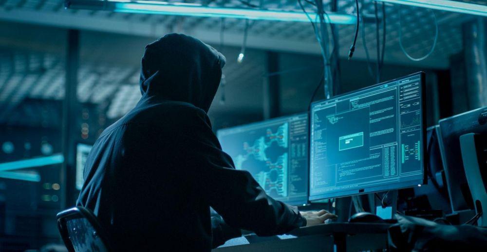 7 Cara Hacker Mencuri Identitas Lewat Media Sosial, Lebih Waspada ya!
