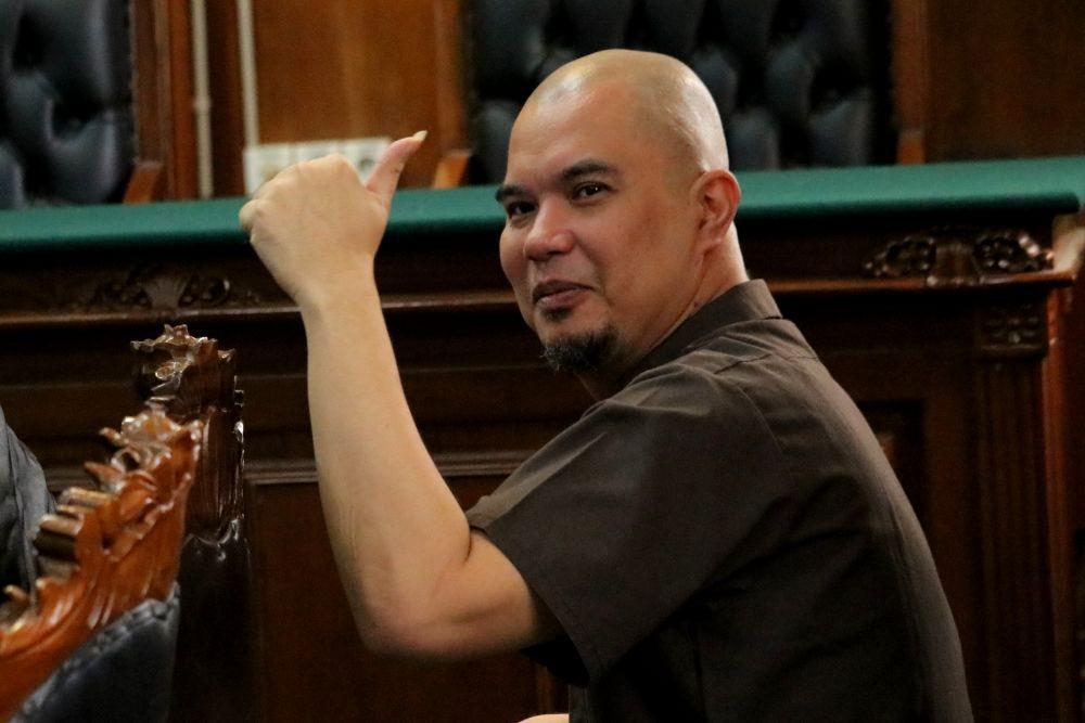 Terbukti Bersalah Ahmad Dhani Divonis 1 Tahun Penjara