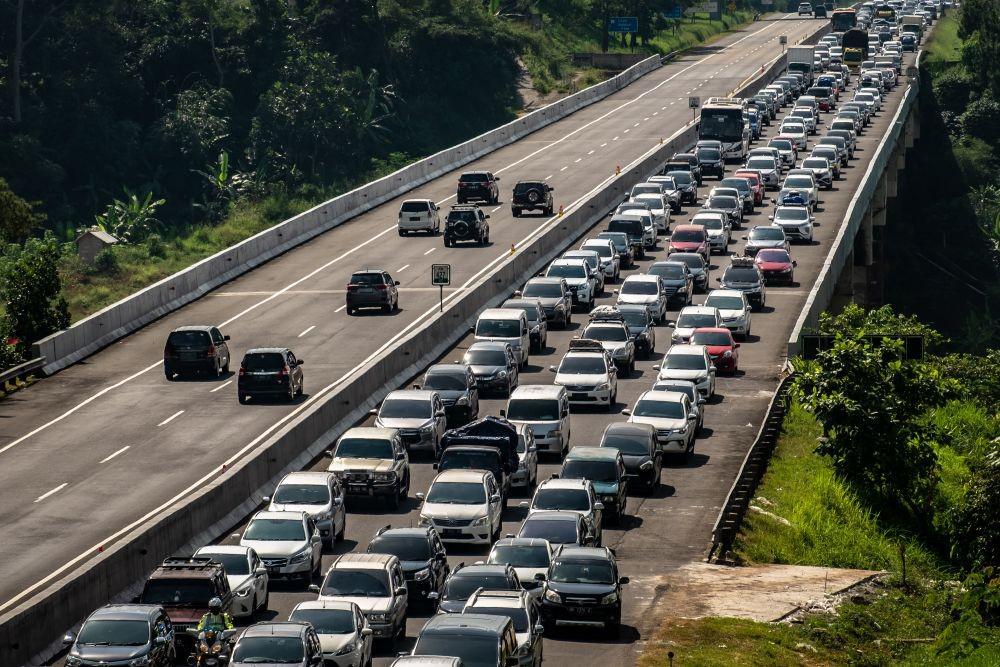 Ratusan Ribu Mobil Tinggalkan Jabotabek saat Imlek, Ini 3 Tujuannya